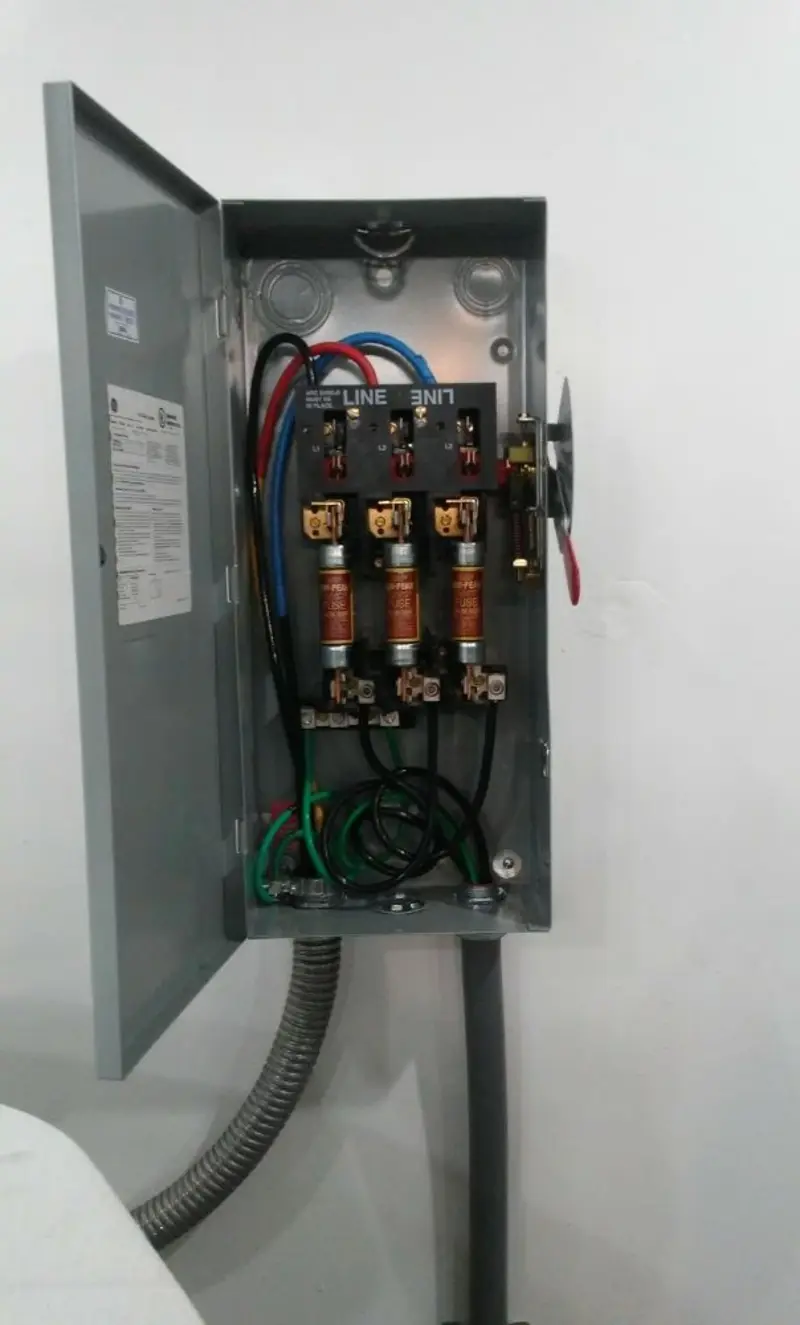Three-phase disconnect switch installed for Smoke Detector Installation in Crosby